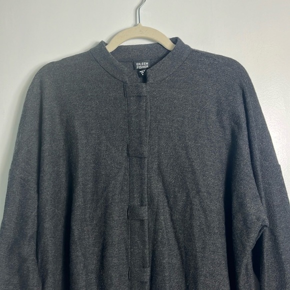 Eileen Fisher Gray Button Up 100% Wool Lightweight Minimalist Coat Cardigan - Picture 5 of 10